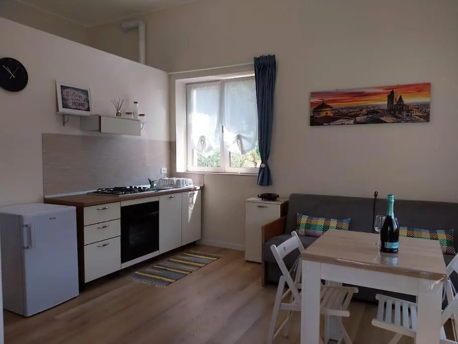 Apartament Casa Elly Riva di Solto