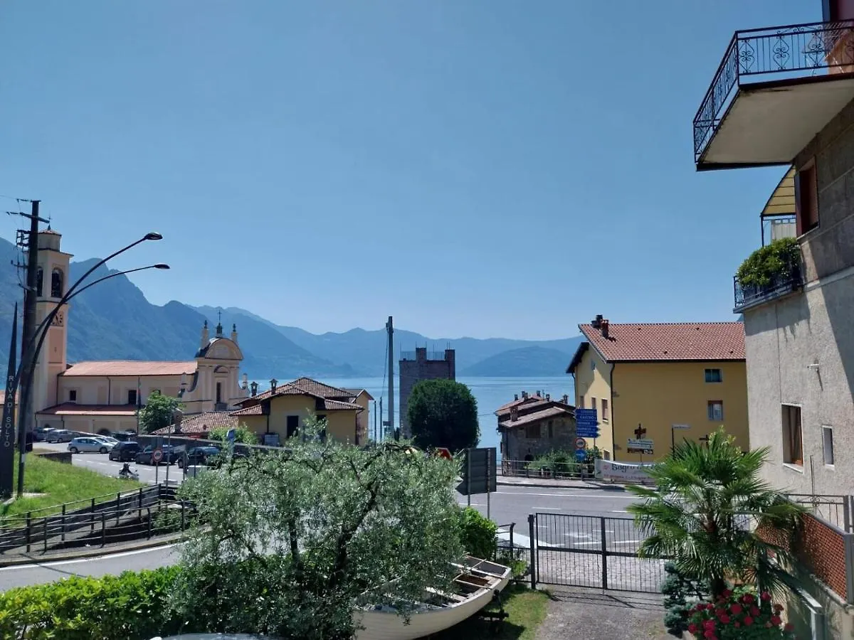 Casa Elly Daire Riva di Solto